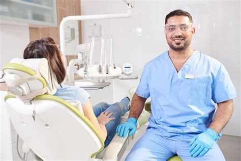 24 hr emergency dental services.